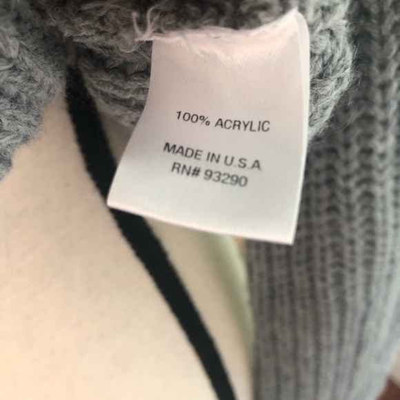 Cotton Emporium gray sweater⭐️ - Picture 6 of 9